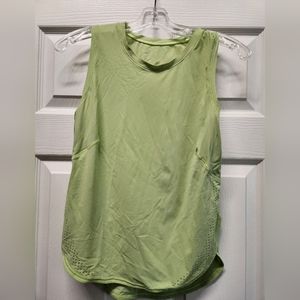Lululemon greenish yellow sleeveless running top Size S